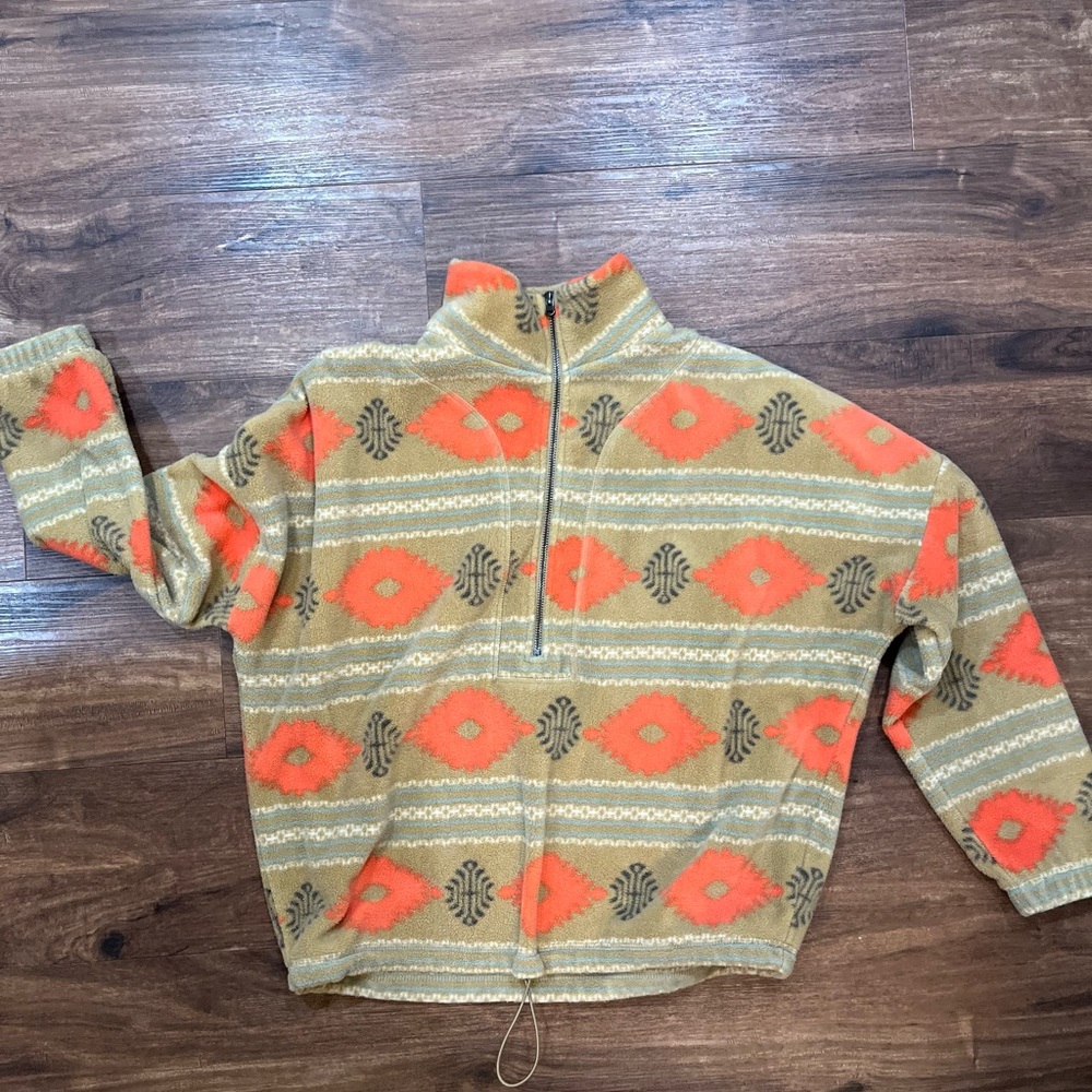 BKE sweater